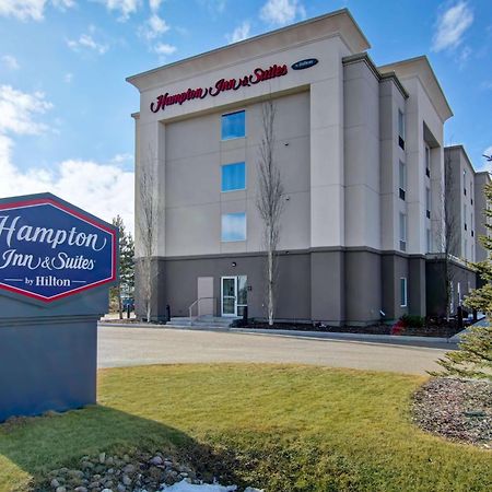 Hampton Inn & Suites Red Deer Exterior photo